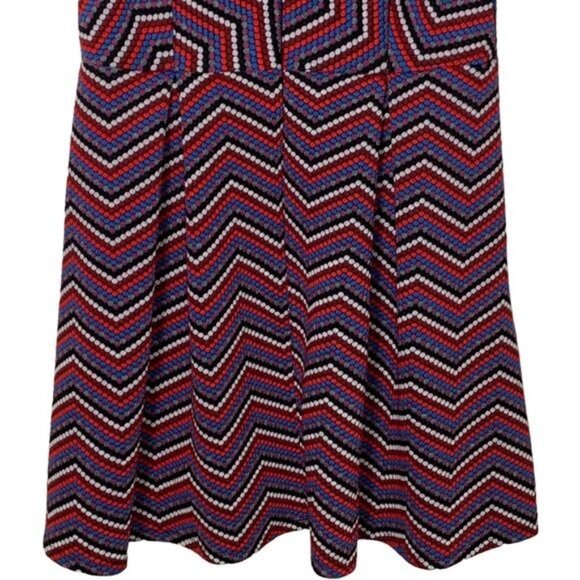 BCBGeneration Red Navy Chevron Fit & Flare Dress Size 10 - Picture 5 of 10